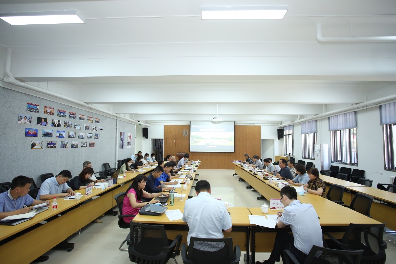 cafecb5b48f240bf95e94c98149ead47.jpg cafecb5b48f240bf95e94c98149ead47.jpg
